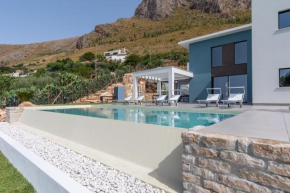 Villa vista mare con piscina a sfioro a Scopello, Castellammare Del Golfo